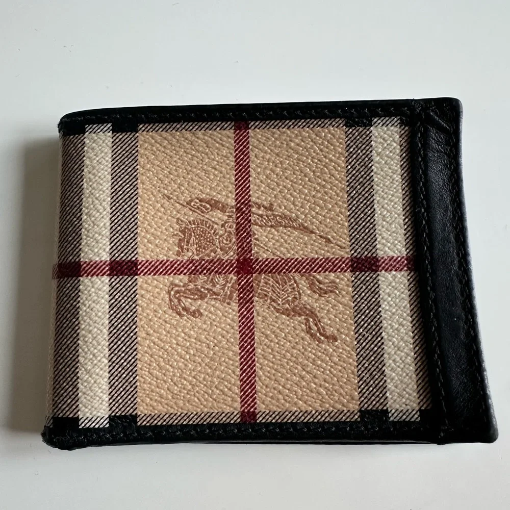 🛍️FINAL SALE🛍️ Burberry Men's Haymarket Check Coated Canvas Bifold Wallet - Picture 4 of 9